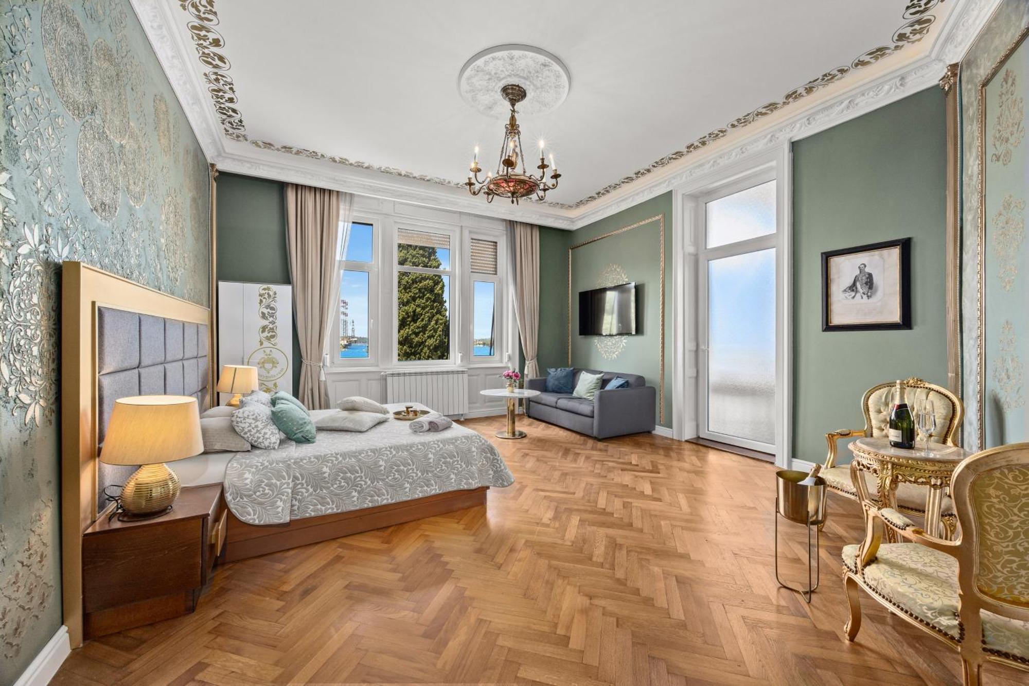 Villa Muenz Luxurious Residence Pula Zewnętrze zdjęcie