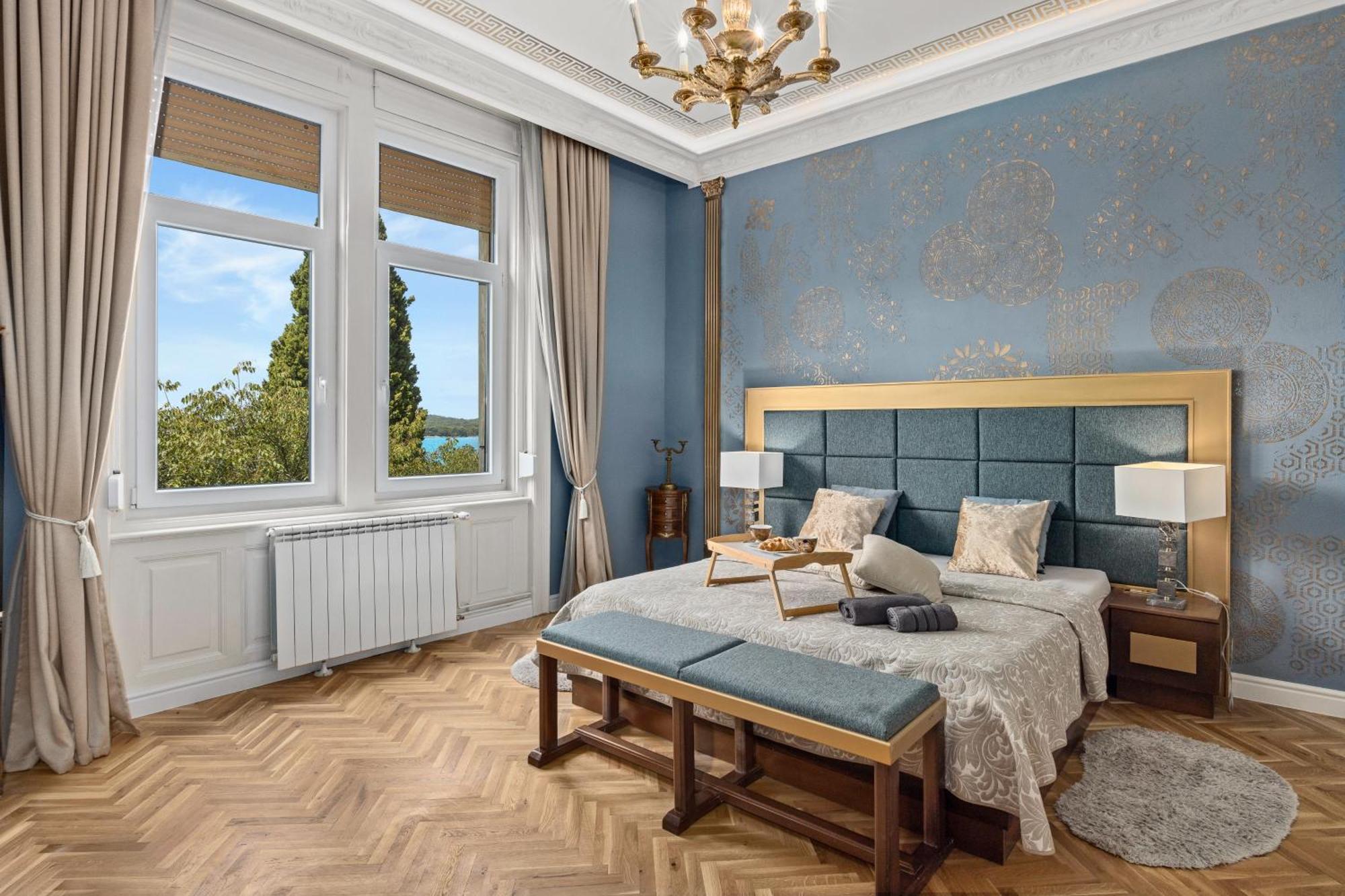 Villa Muenz Luxurious Residence Pula Zewnętrze zdjęcie