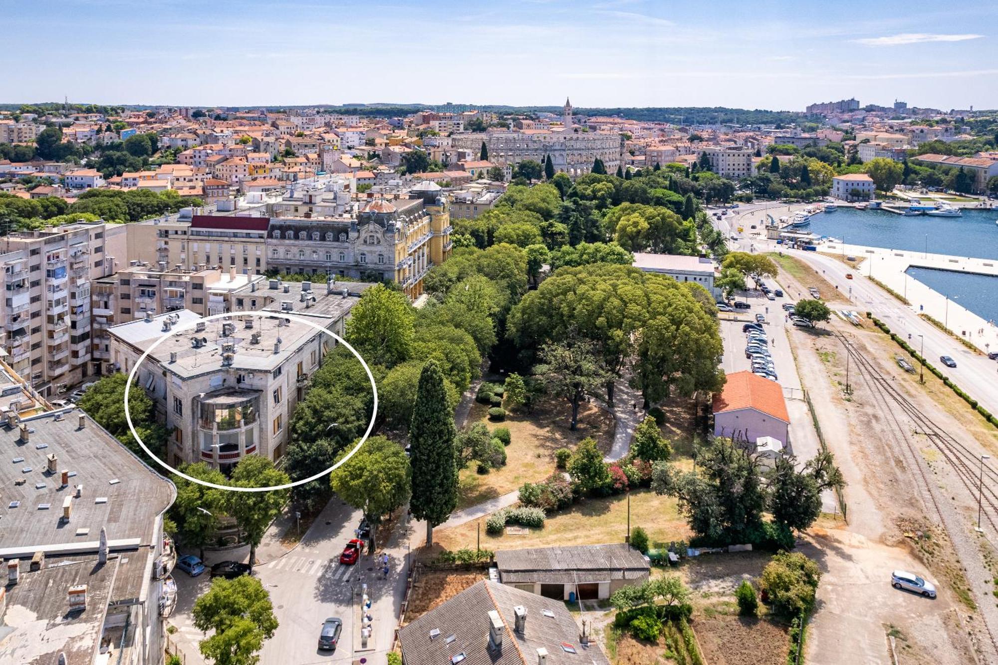 Villa Muenz Luxurious Residence Pula Zewnętrze zdjęcie